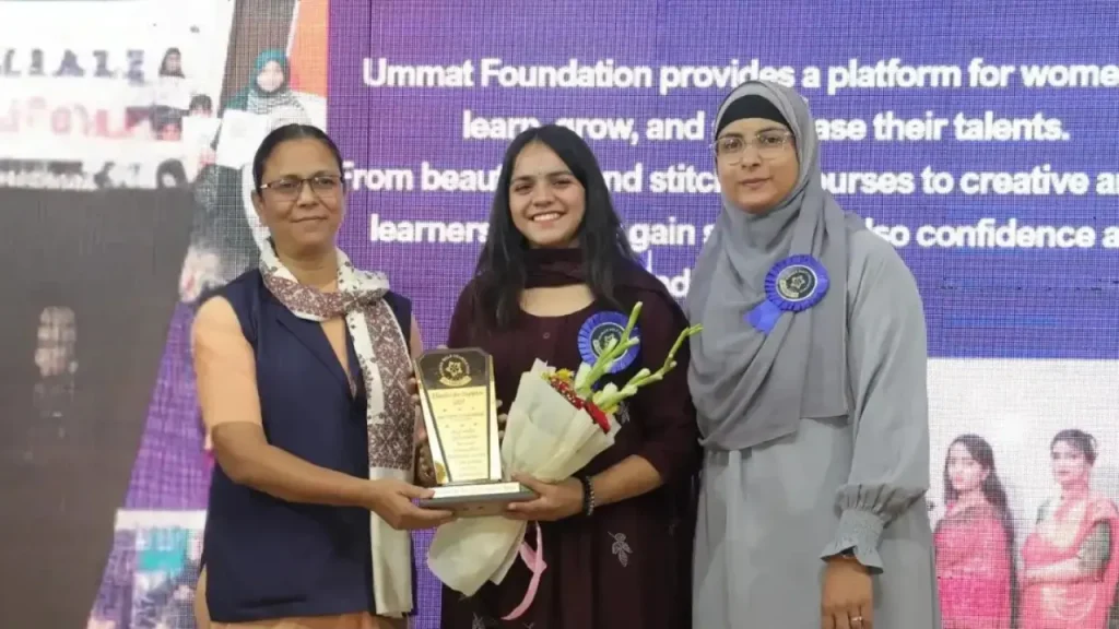 Black-and-Beige-Vintage-Girl-Wanted-Poster